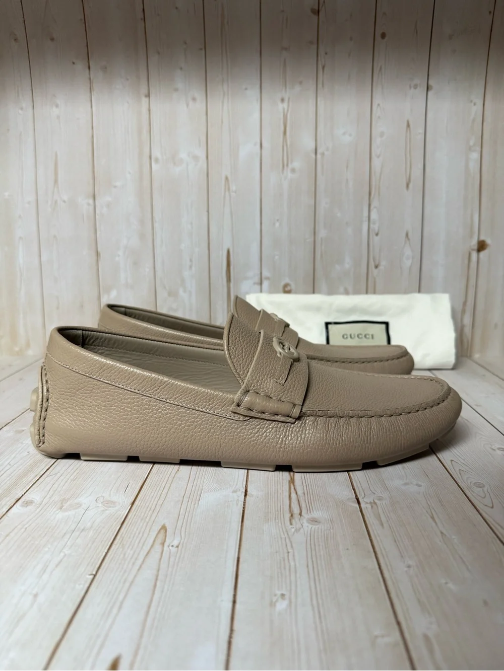 Gucci Interlocking G Leather Driver Loafer Beige/Taupe Sz 8G / 8.5US